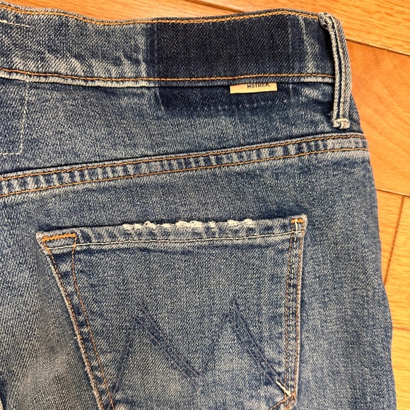 MOTHER The Stunner Roller Ankle Chew Jeans, Size 28 - Picture 2 of 11